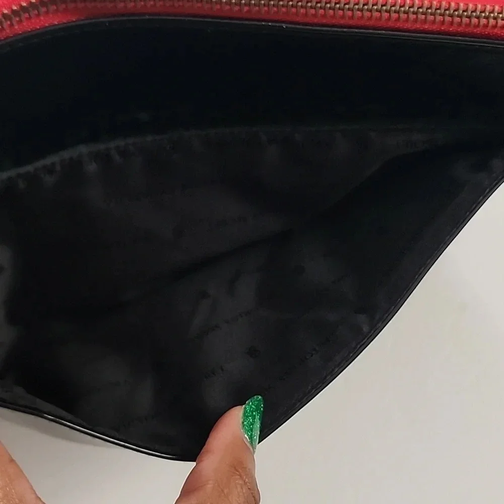 Victoria Secret Black High Glossy Patent Leather Make Up Bag Travel Purse Clutch
